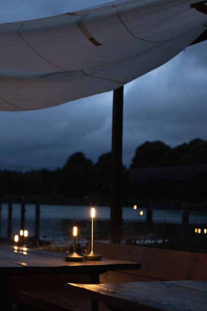 Wick Outdoor Evening2