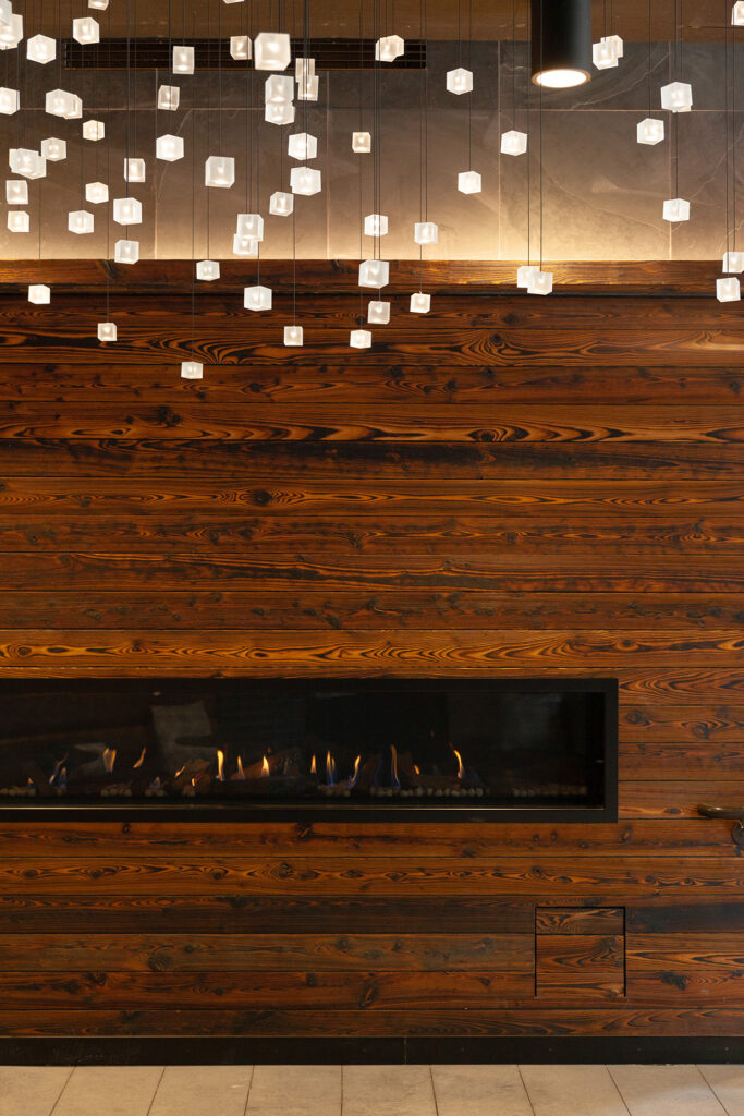 GRAYPANTS_LUCILLE_9494