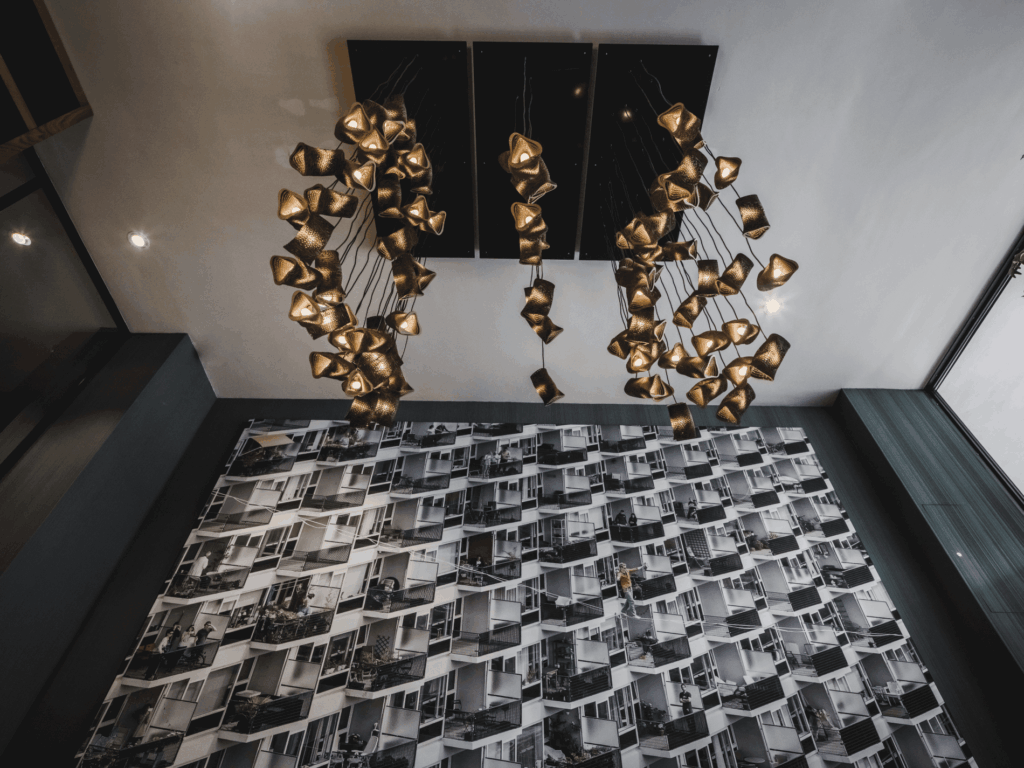 brink licht manhave rotterdam graypants murmurations hanglamp plafond 1